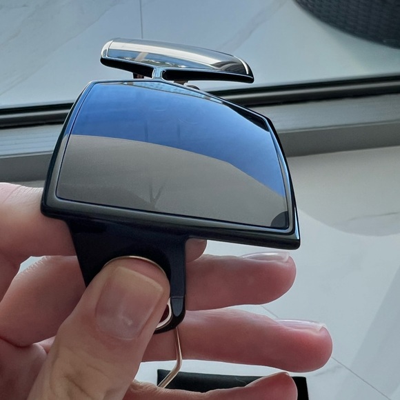 Authentic Dior sunglasses - Picture 7 of 8